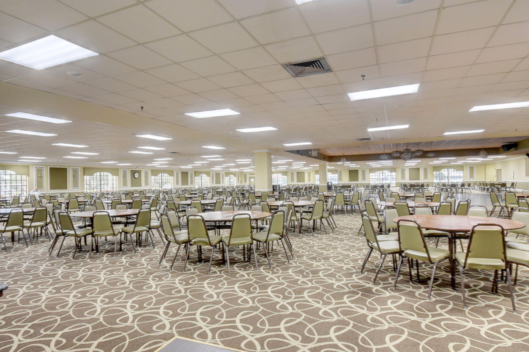 AINSLIE AT CENTURY VILLAGE CONDO - Residential