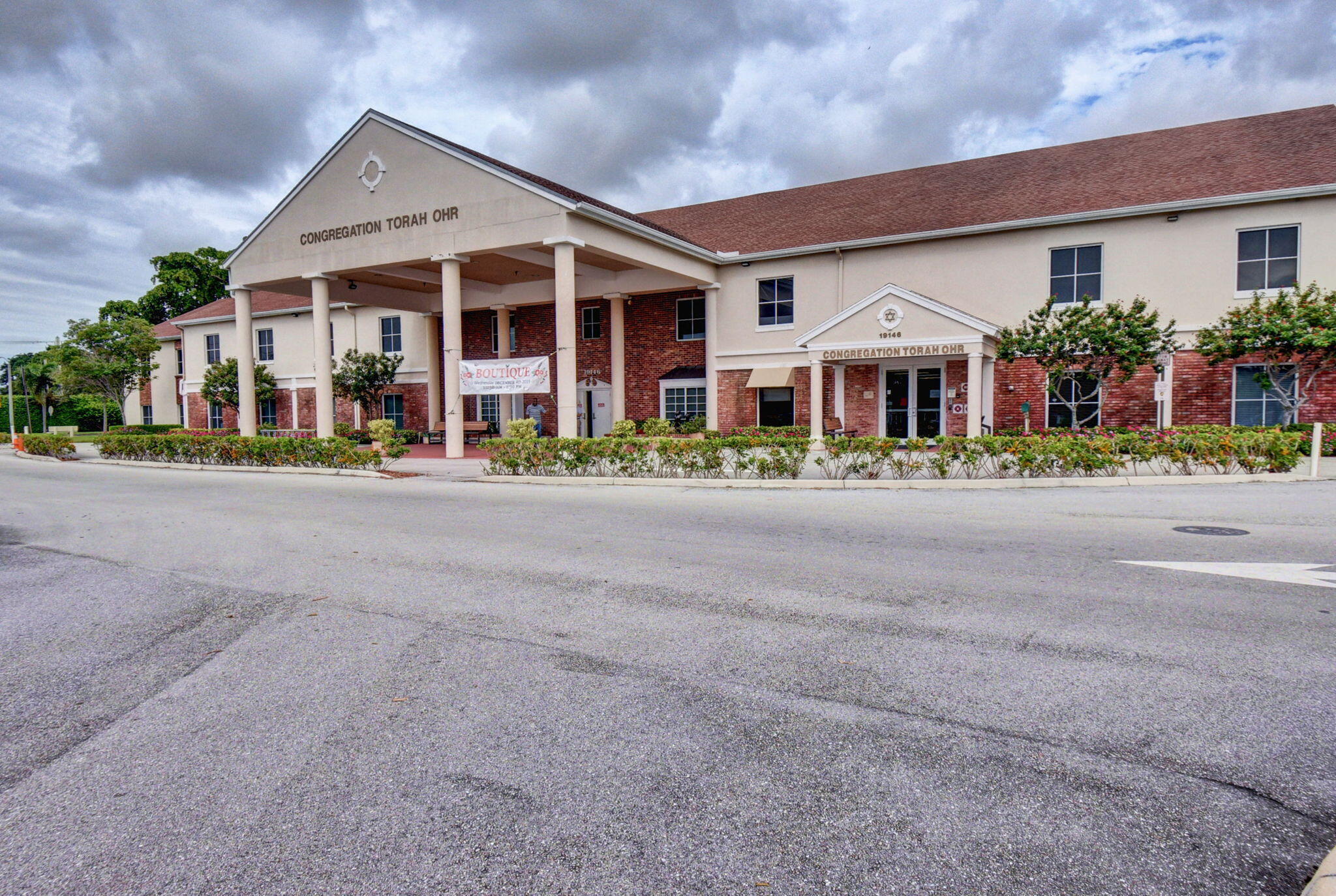 AINSLIE AT CENTURY VILLAGE CONDO - Residential