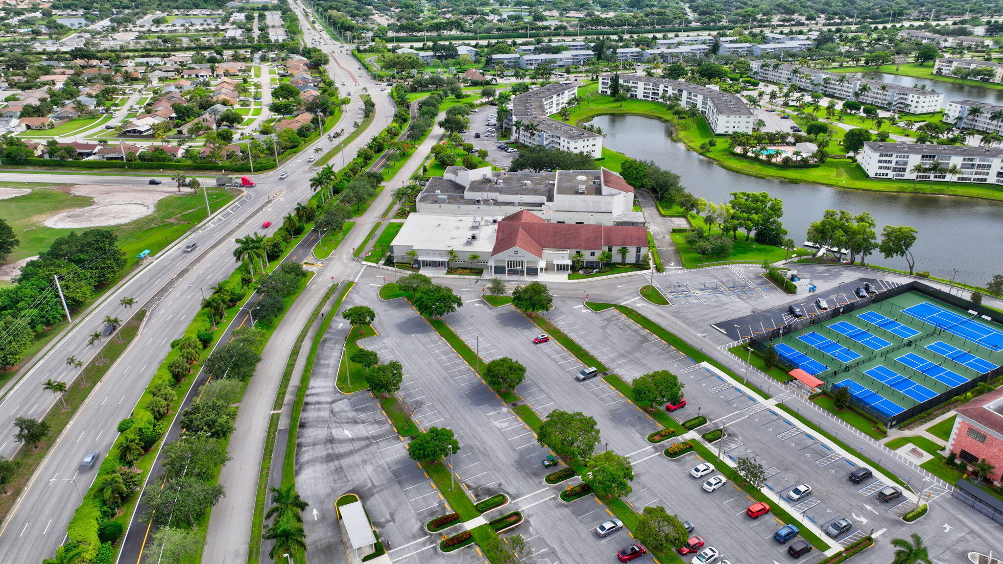 AINSLIE AT CENTURY VILLAGE CONDO - Residential