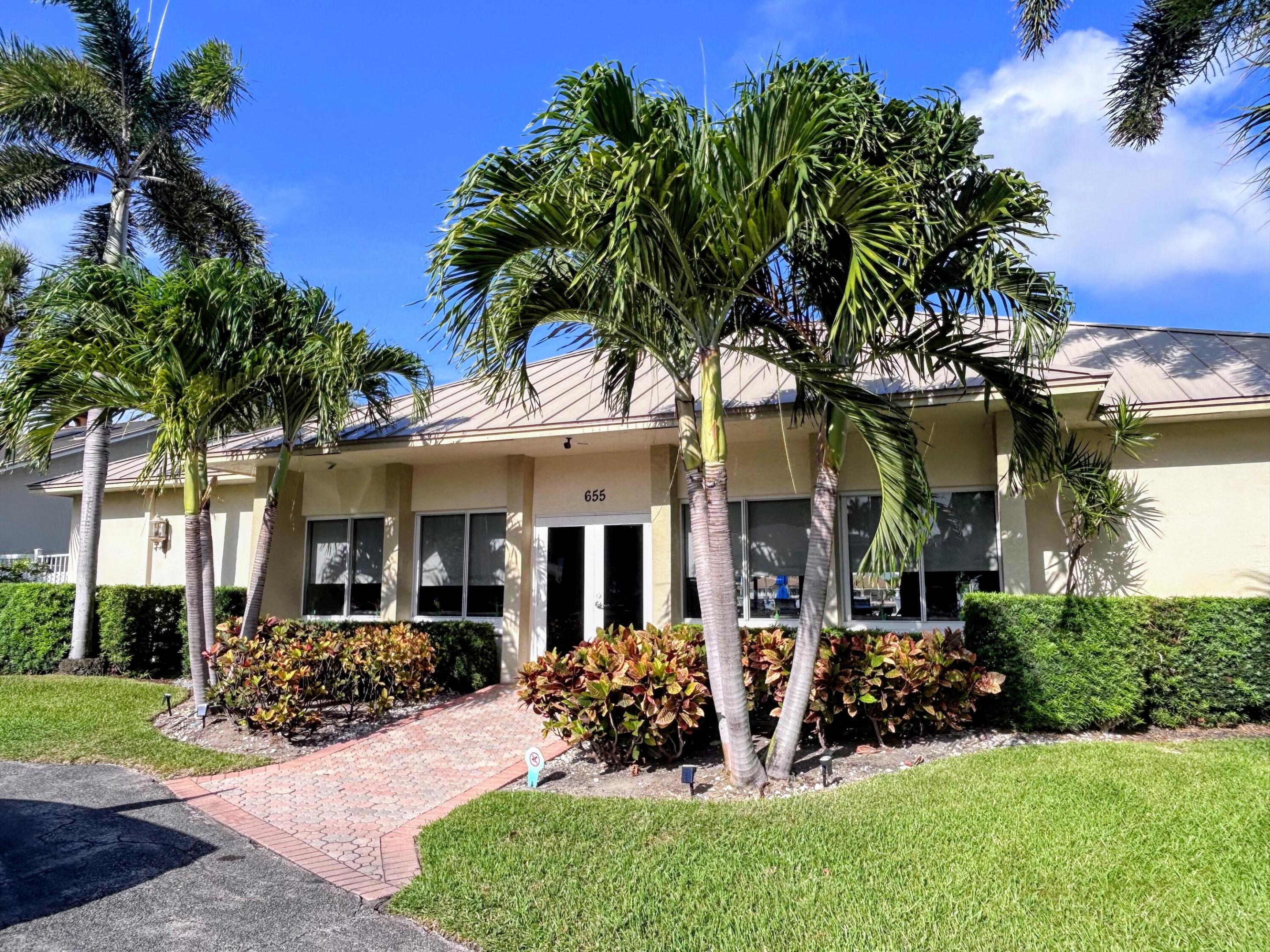 SNUG HARBOR GARDENS CONDO - Residential