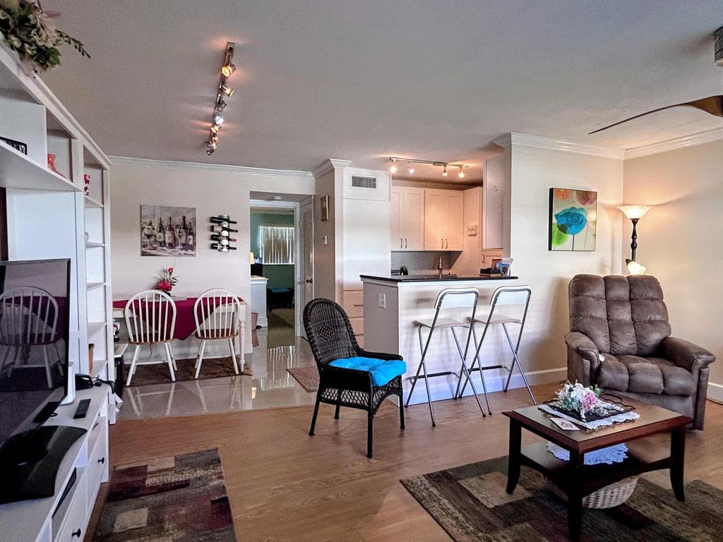 Photo of 638 Snug Harbor Drive #E6, Boynton Beach, FL 33435 (MLS # B26032319)