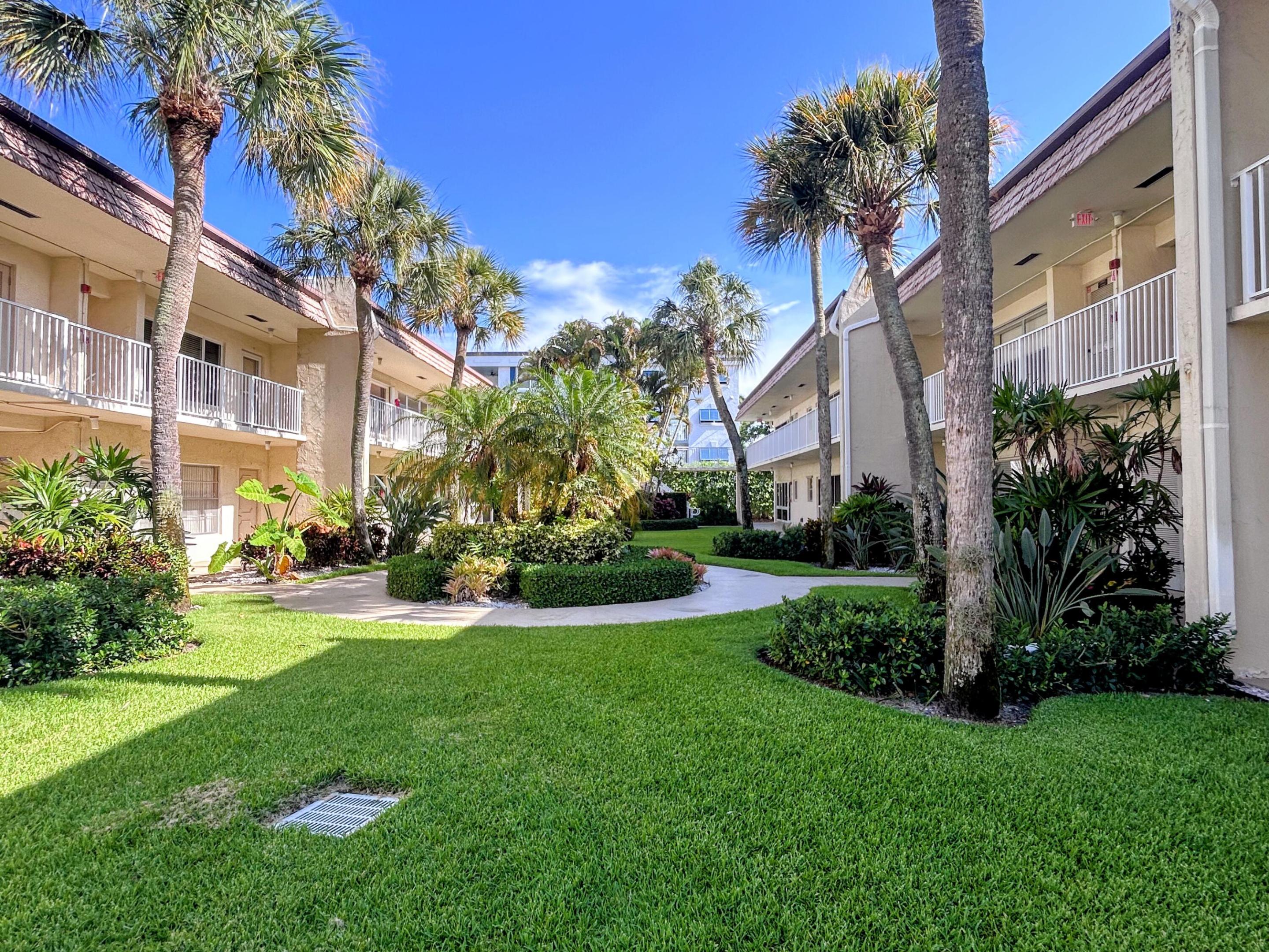 SNUG HARBOR GARDENS CONDO - Residential