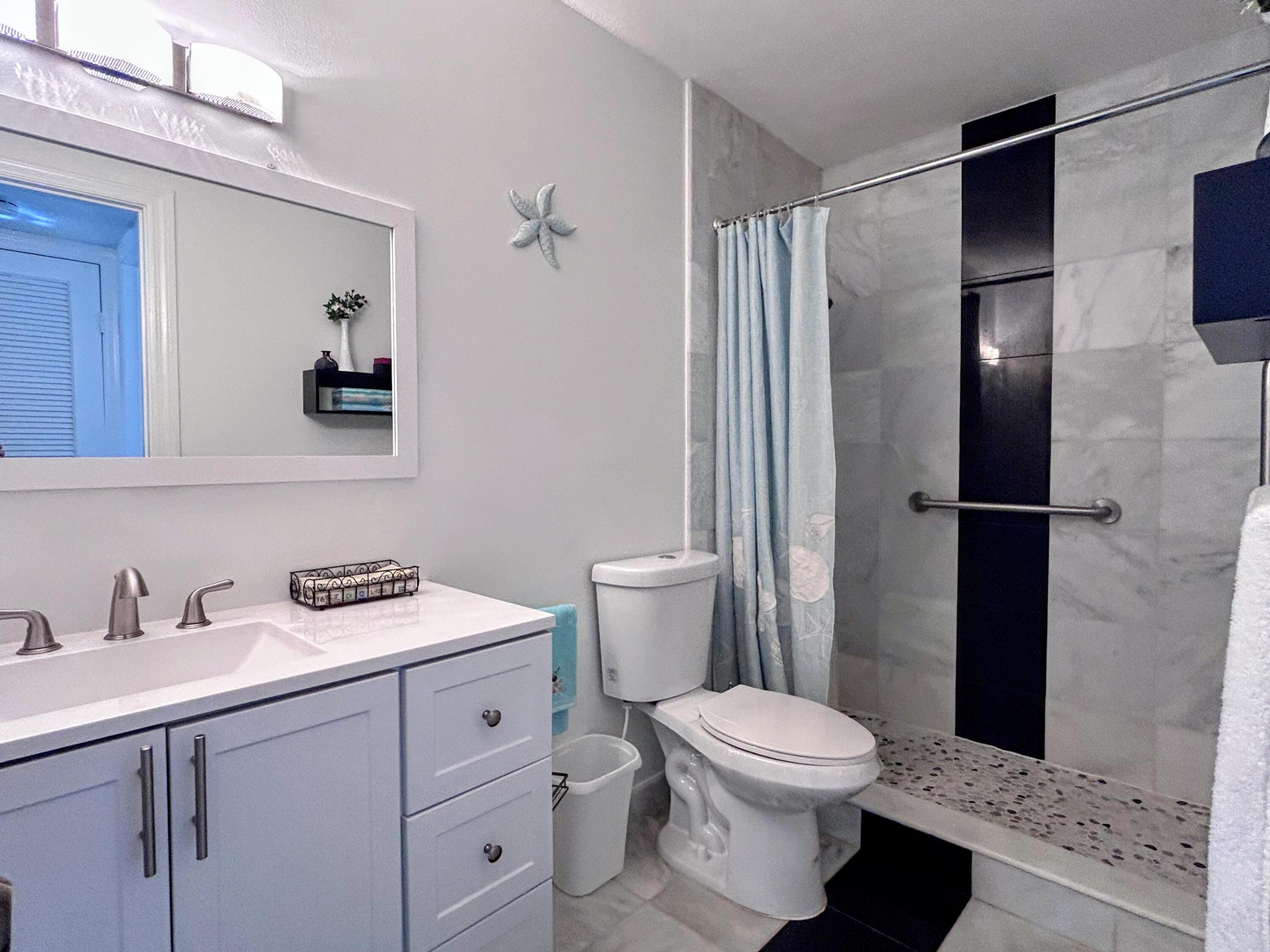SNUG HARBOR GARDENS CONDO - Residential