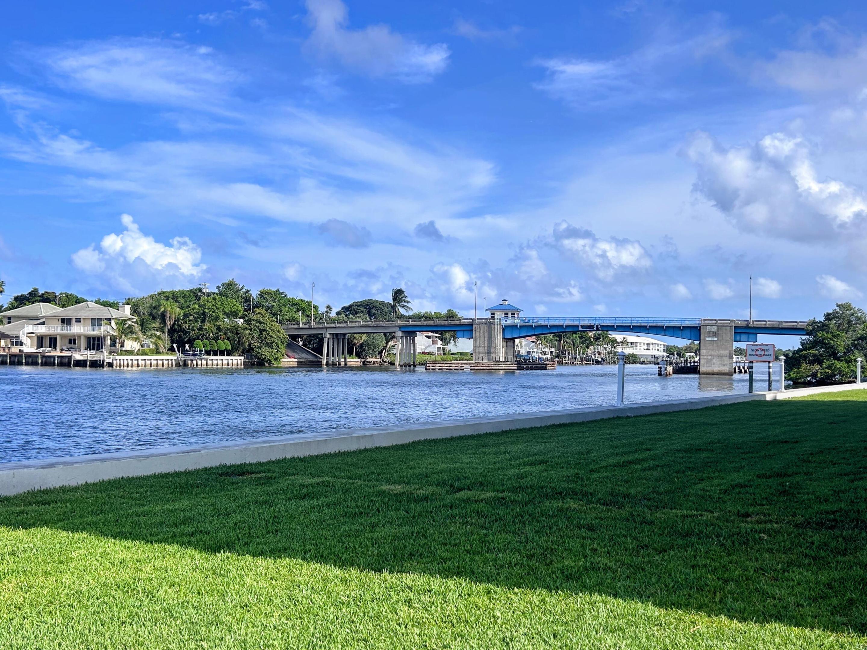 SNUG HARBOR GARDENS CONDO - Residential