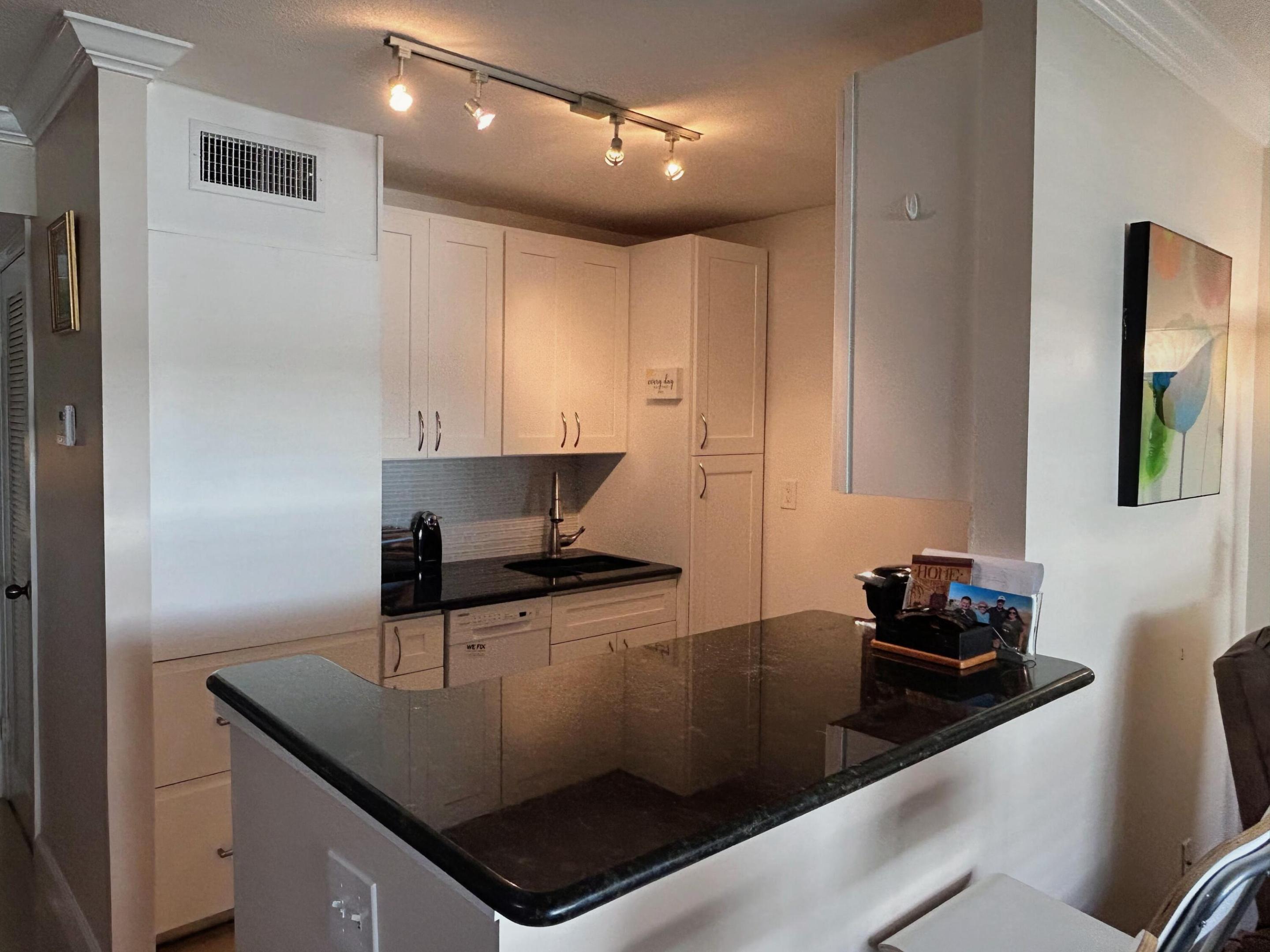 SNUG HARBOR GARDENS CONDO - Residential