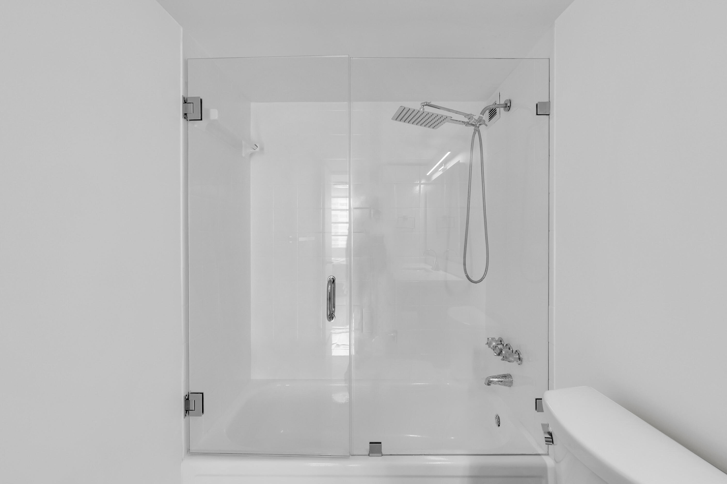 COMMODORE PLAZA CONDO - Residential