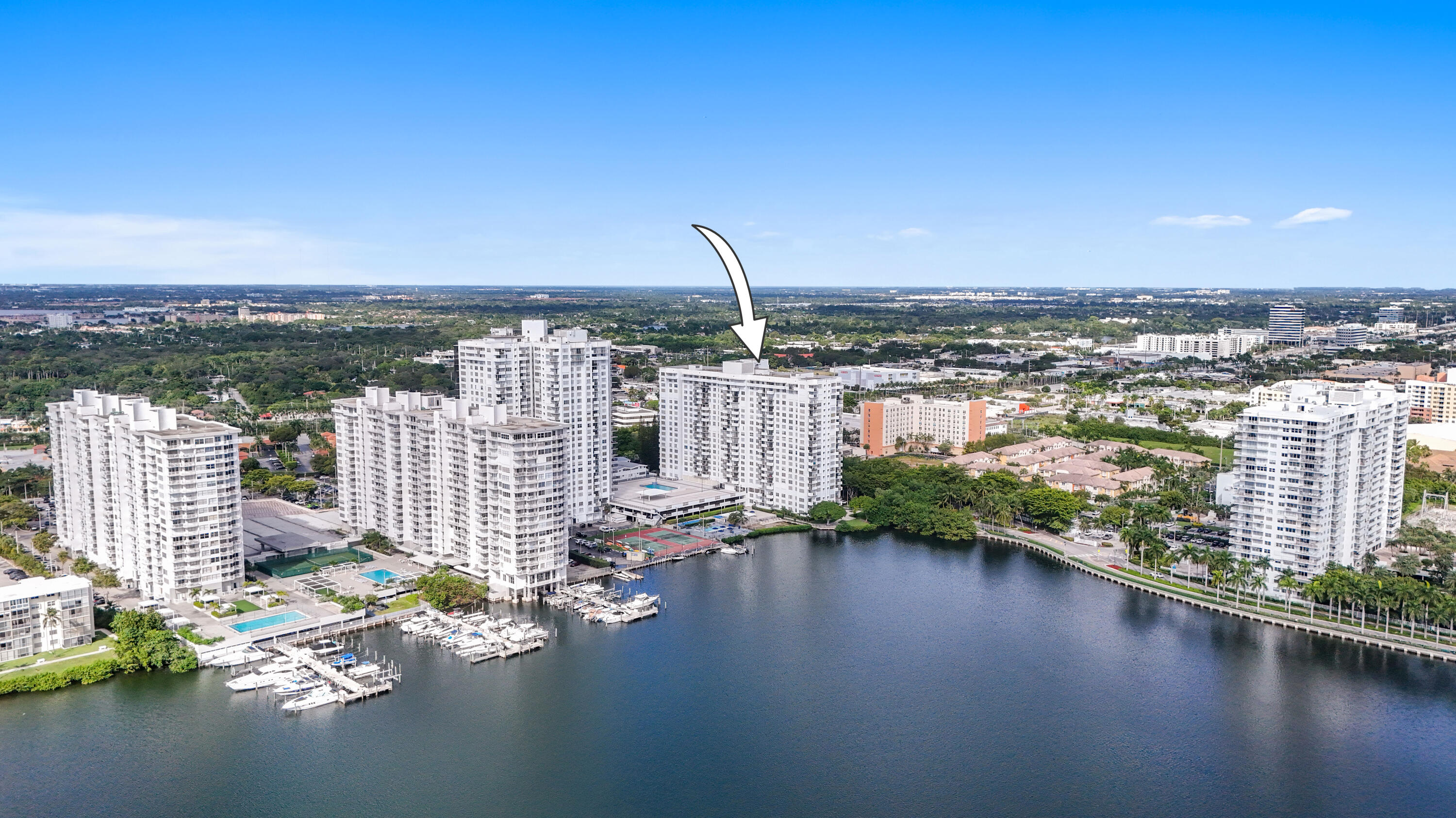 COMMODORE PLAZA CONDO - Residential