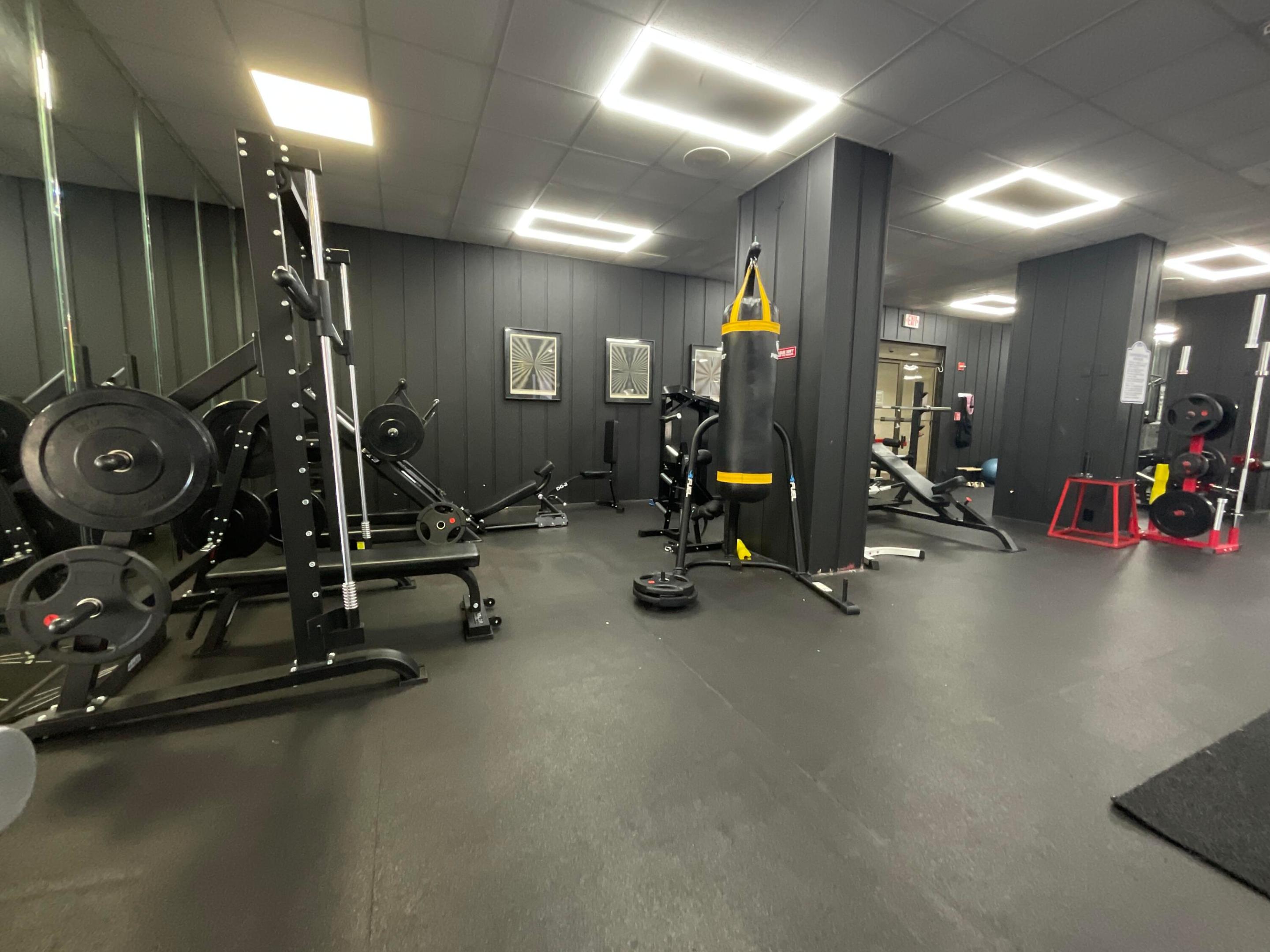 COMMODORE PLAZA CONDO - Residential