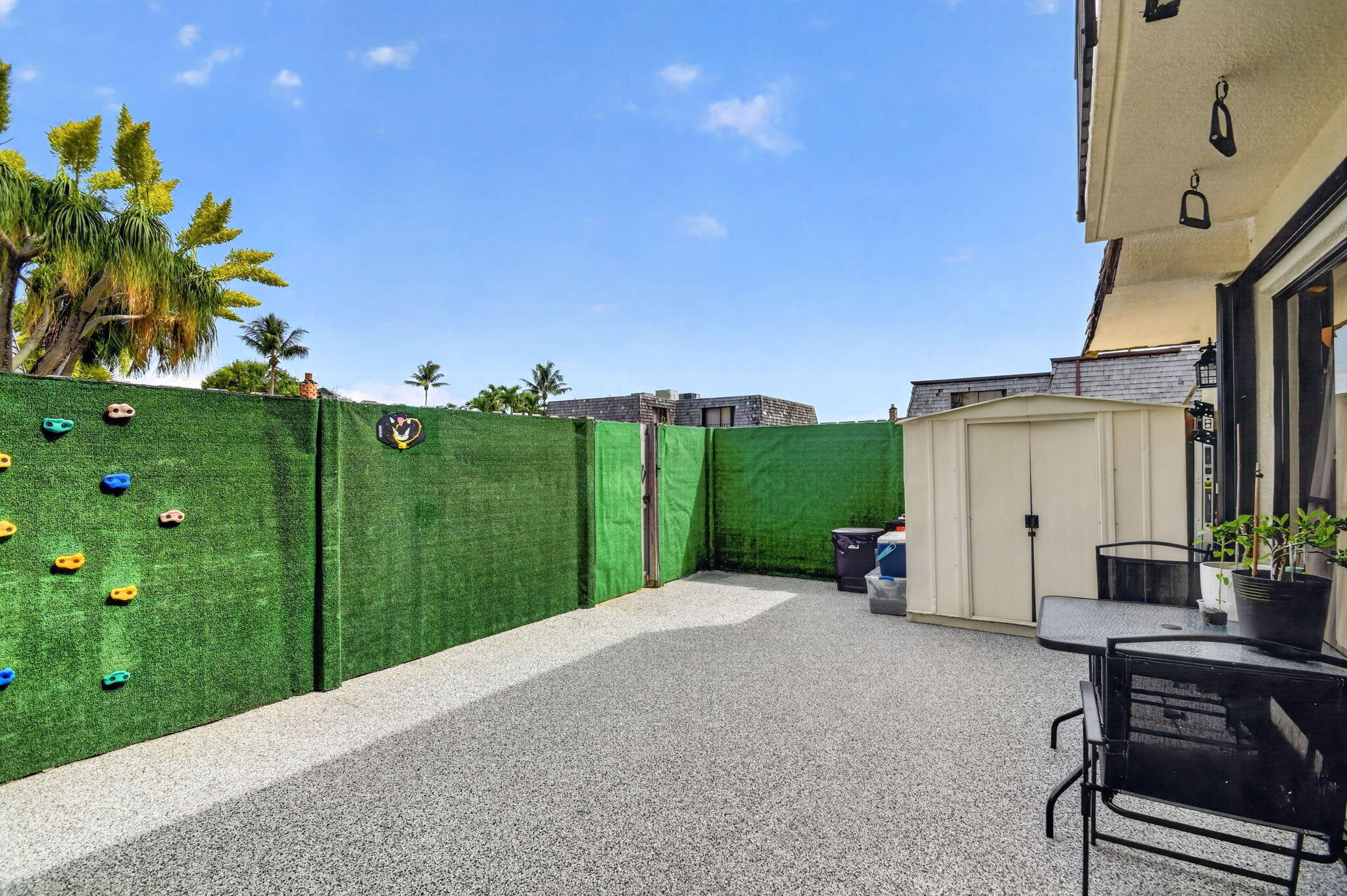 Properties 322 Lake Arbor Drive