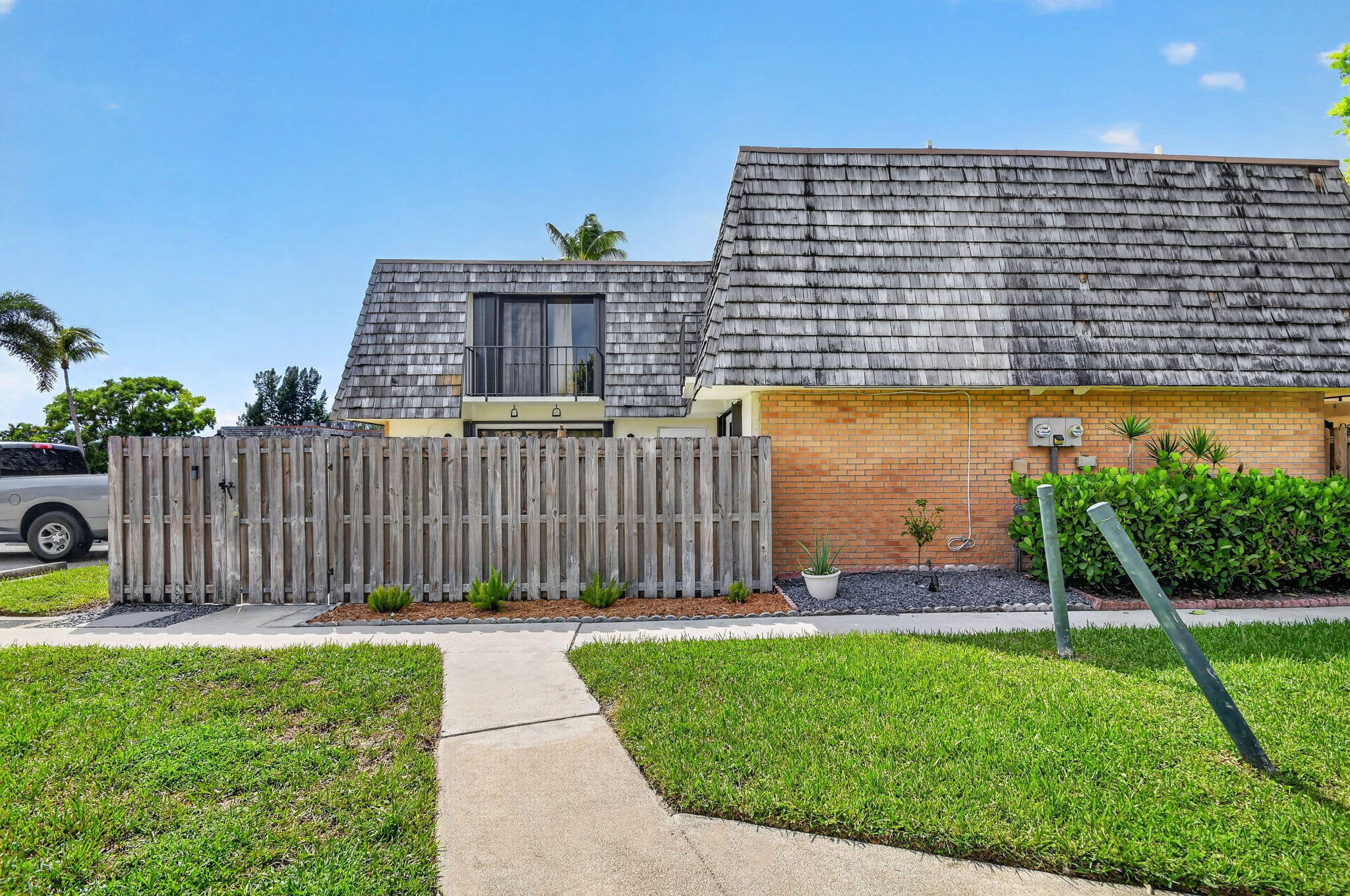 Properties 322 Lake Arbor Drive