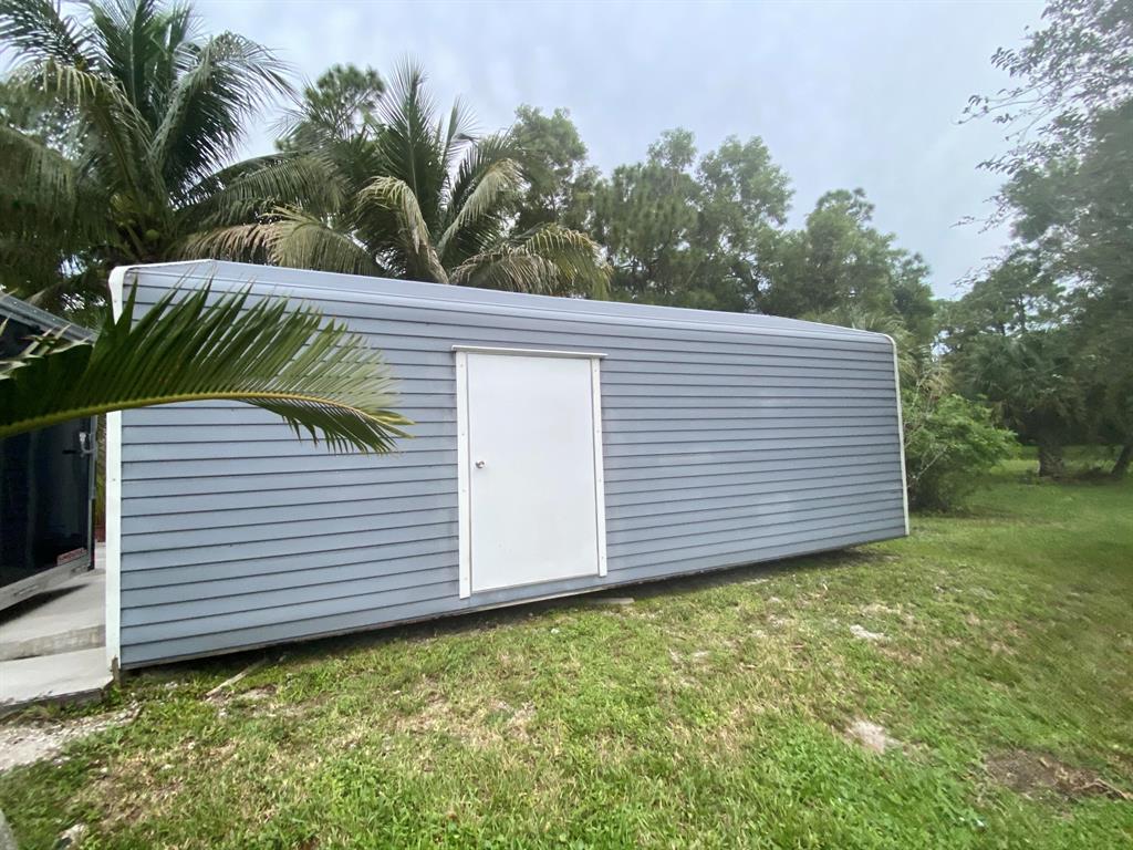 Palm Beach Country Estates - Residential