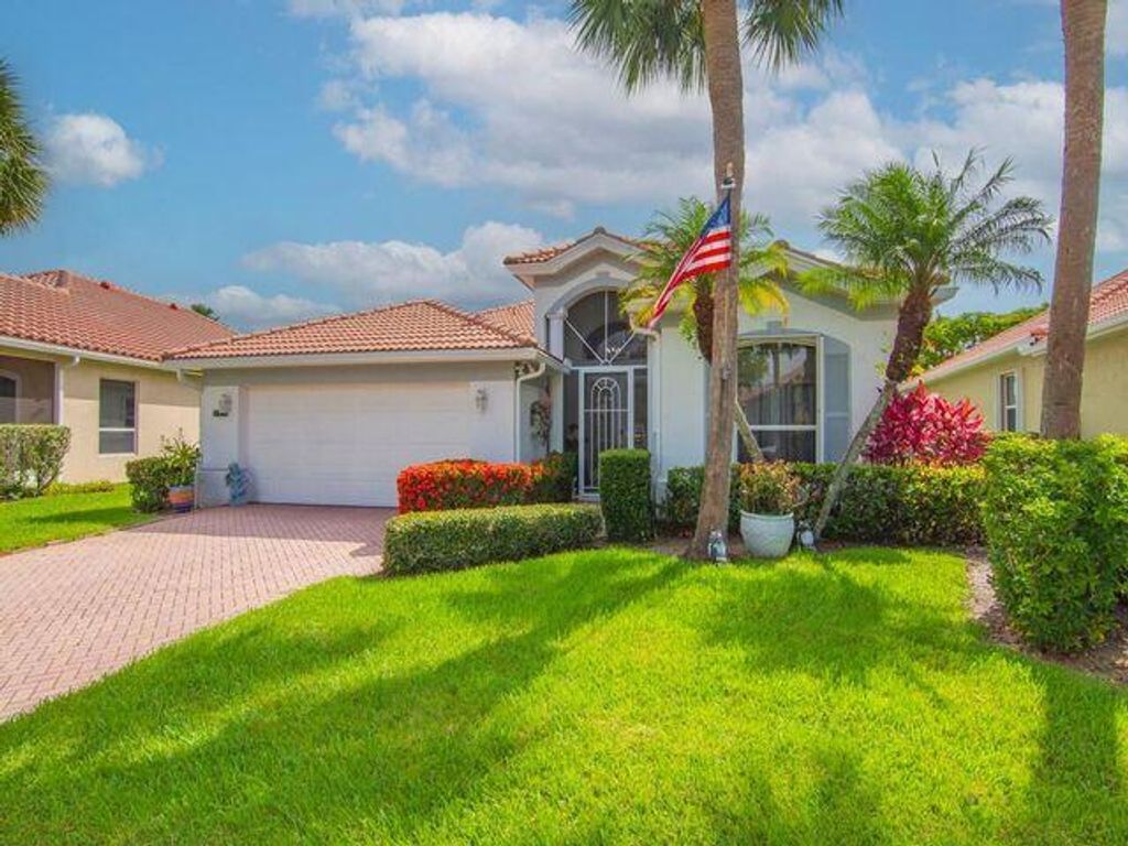 Photo of 596 NW Lambrusco Drive, Port Saint Lucie, FL 34986 (MLS # R11147418)
