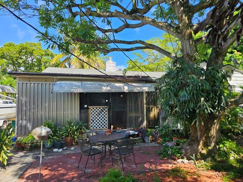 A home in Lake Worth Beach