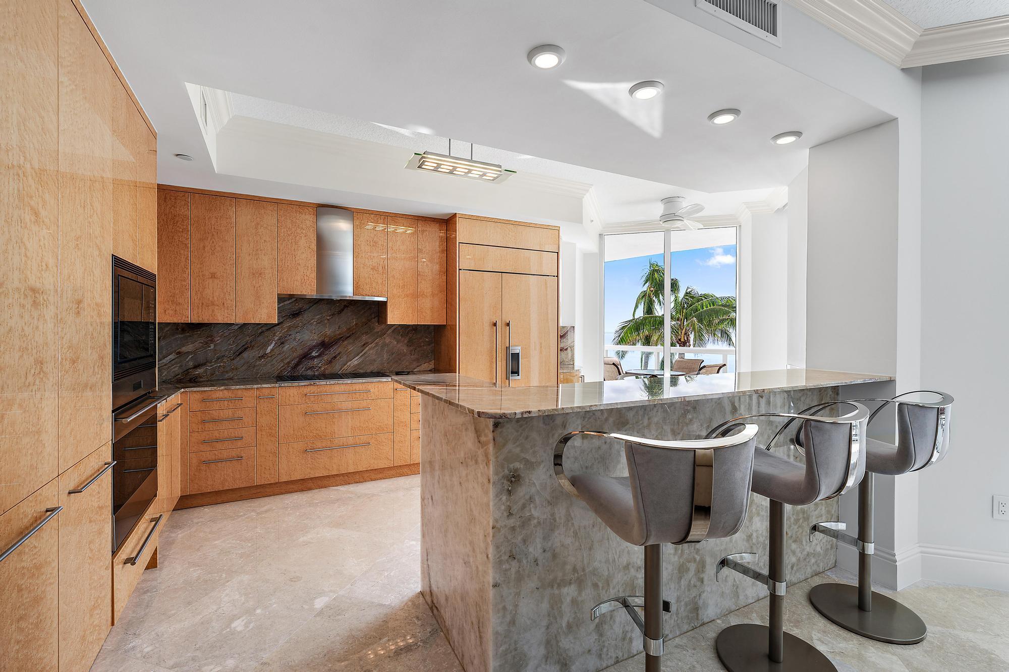 4600 N Ocean Drive 403