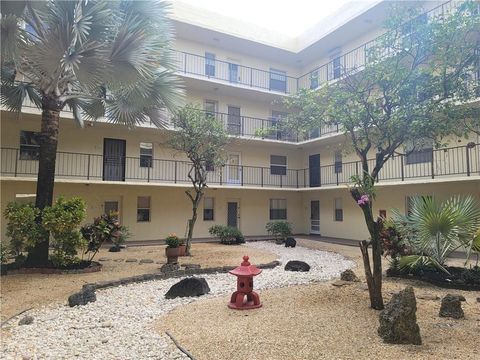 A home in Lauderdale Lakes