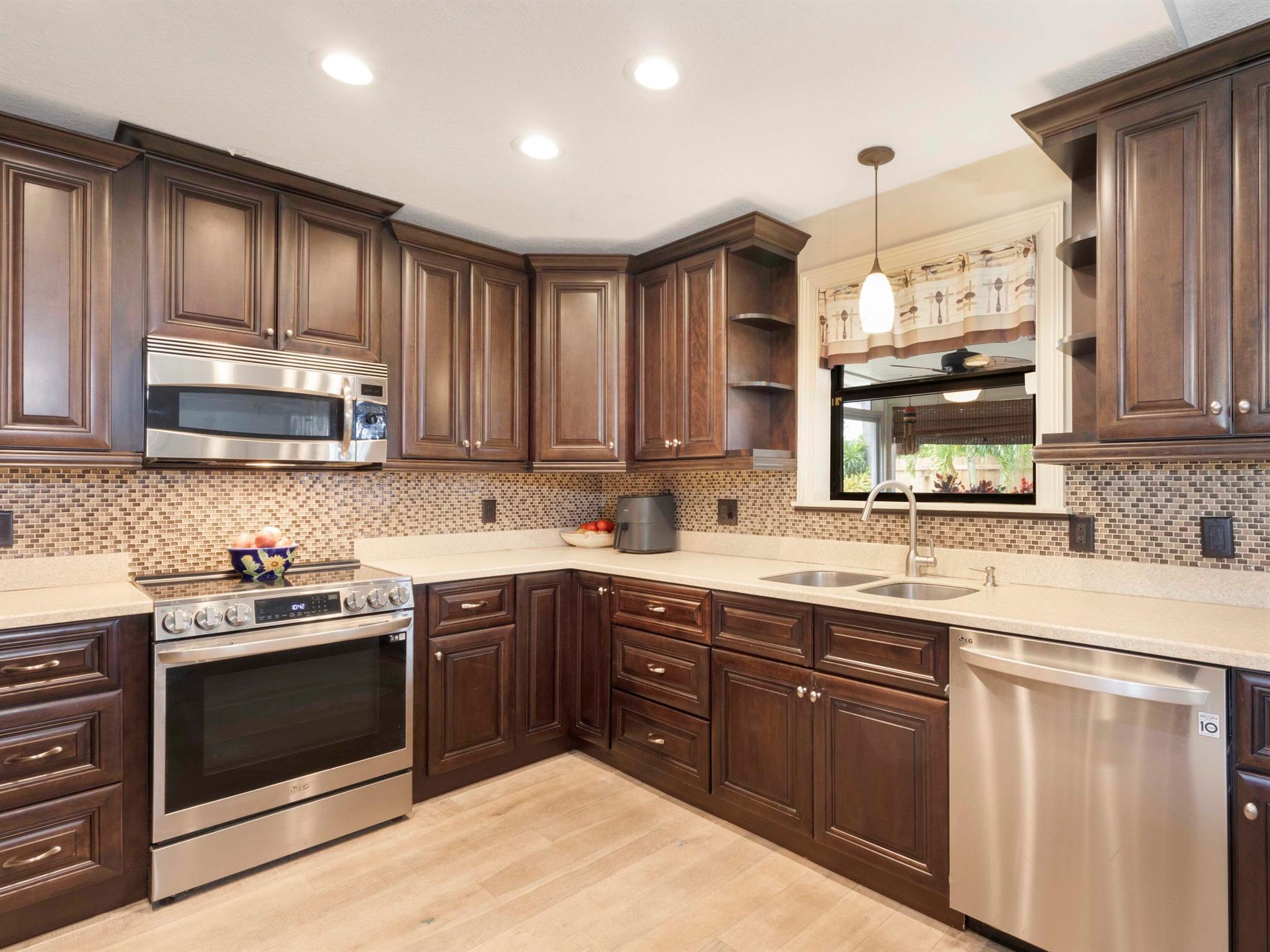 1155 Woodcrest Road W