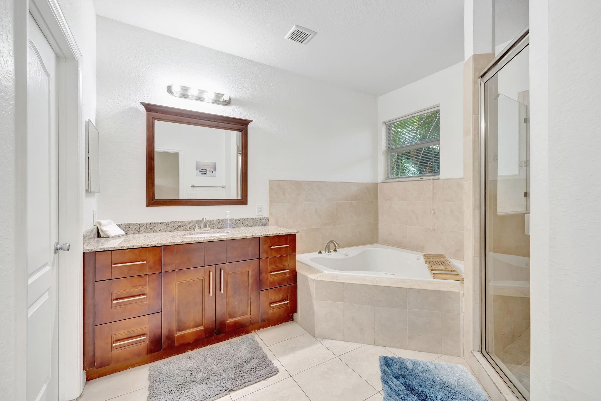 Osceola Park 9-46 B - Residential Lease