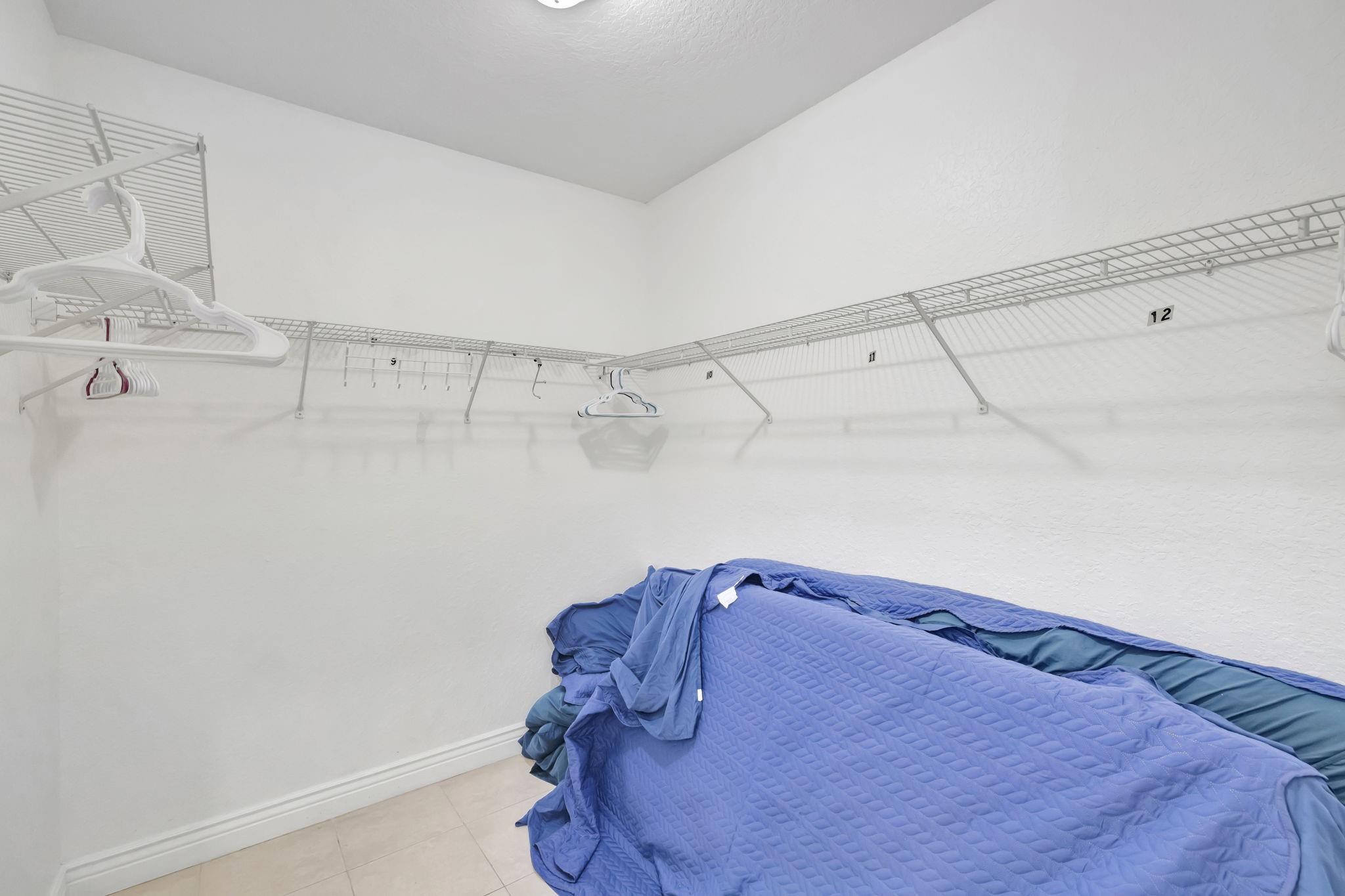 Osceola Park 9-46 B - Residential Lease