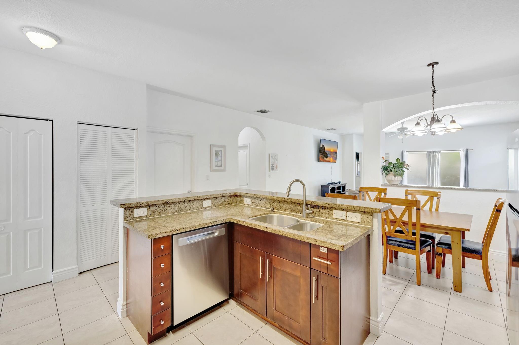 Osceola Park 9-46 B - Residential Lease