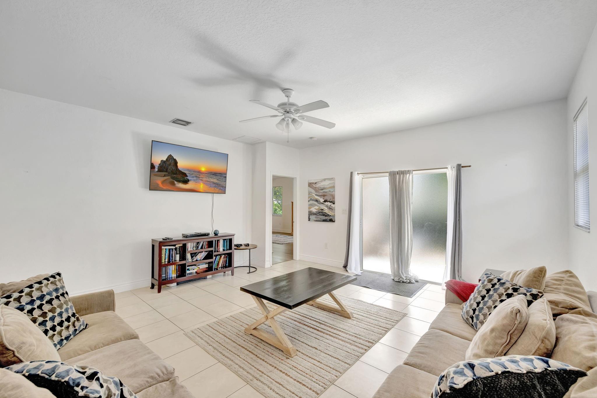 Osceola Park 9-46 B - Residential Lease