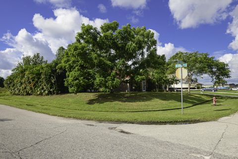 A home in Port St Lucie