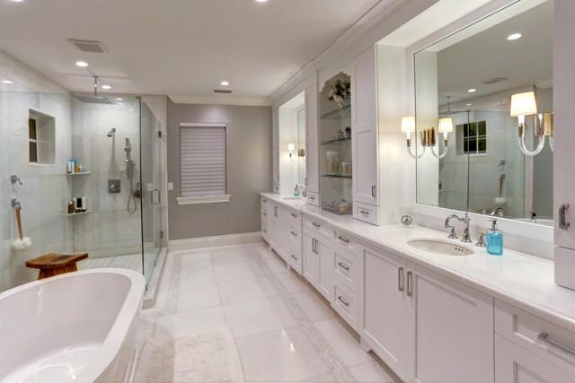 SANTA LUCIA - Residential