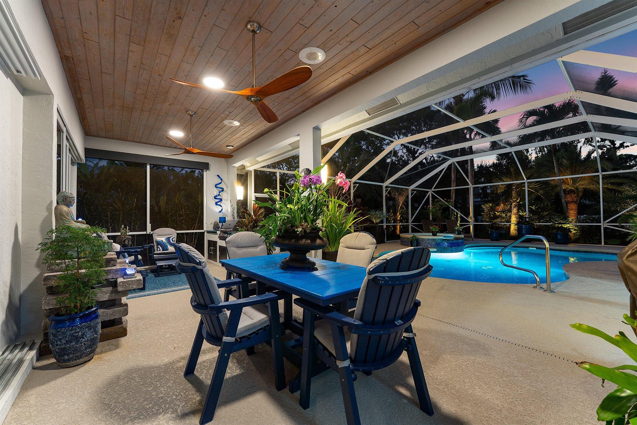 PENNOCK POINTE ESTATES - Residential