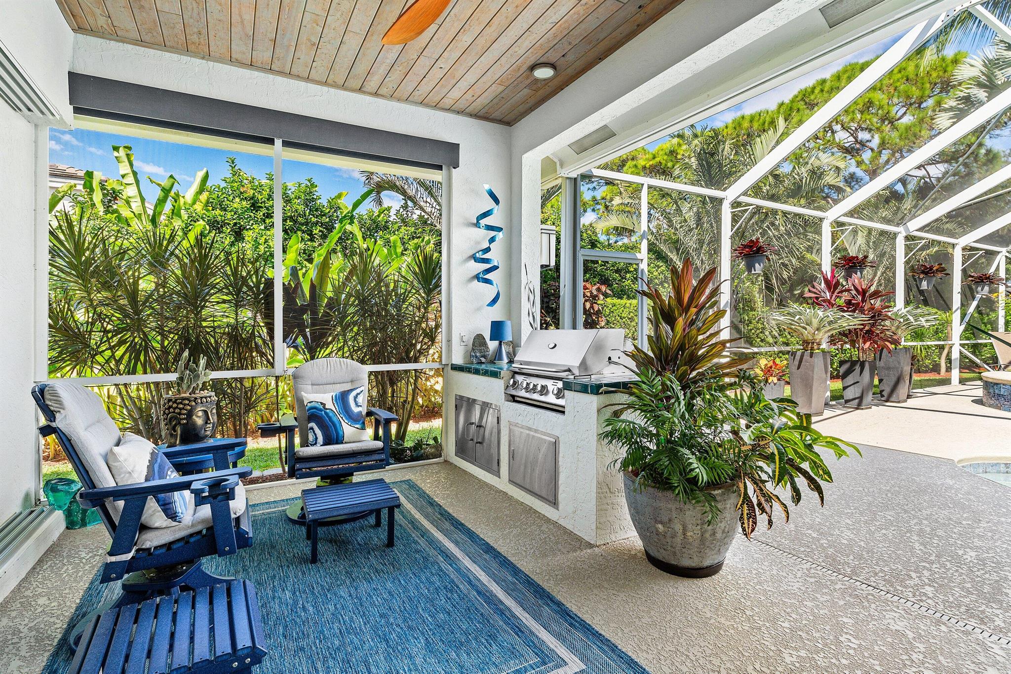PENNOCK POINTE ESTATES - Residential