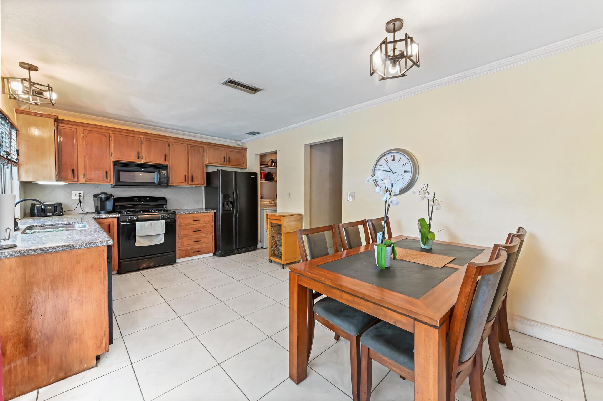 MIRAMAR ISLES - Residential