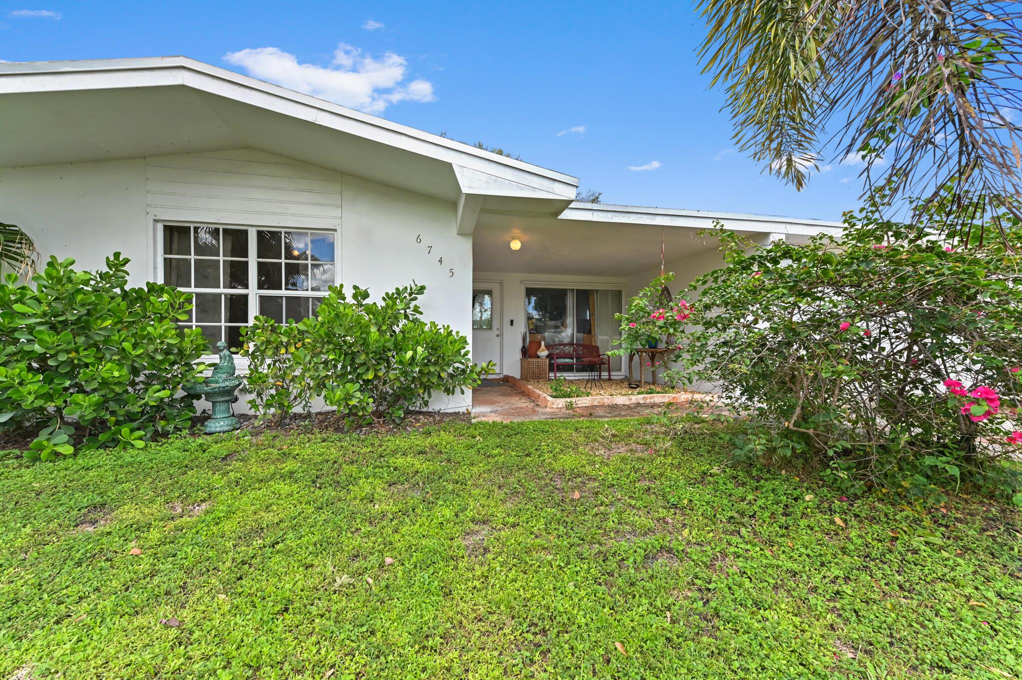 MIRAMAR ISLES - Residential