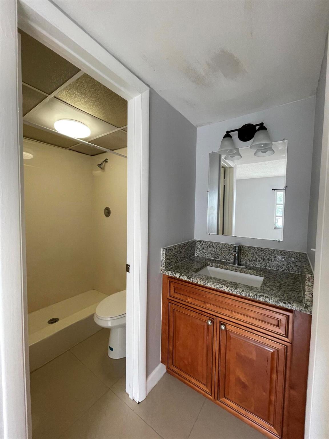 SPANISH OAKS CONDO - Residential Lease