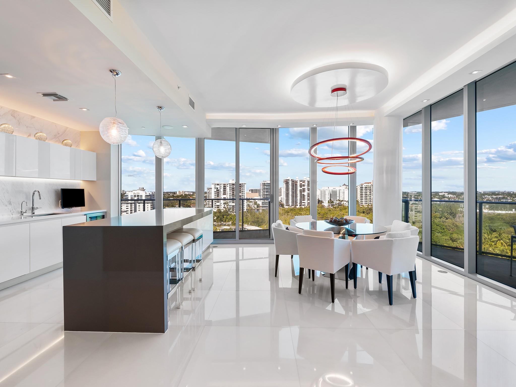 PARAMOUNT - Residential