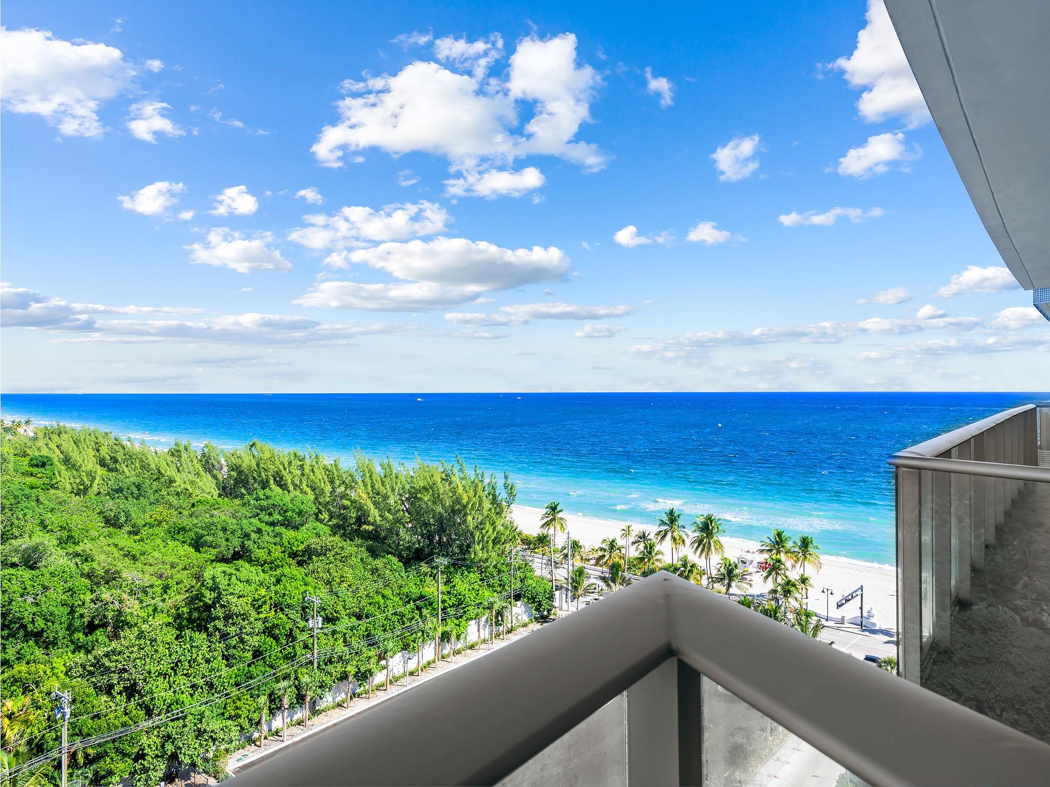 PARAMOUNT - Residential