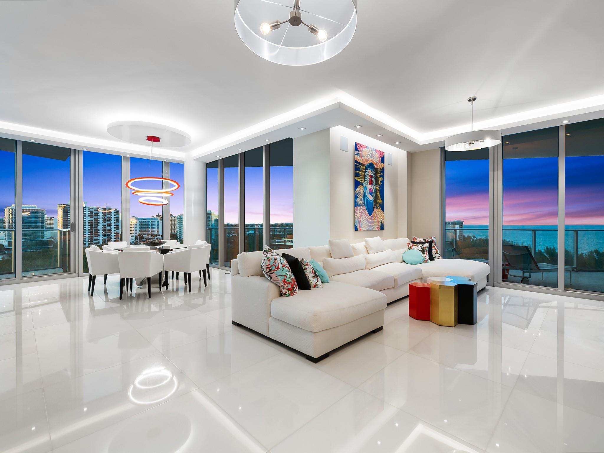 PARAMOUNT - Residential