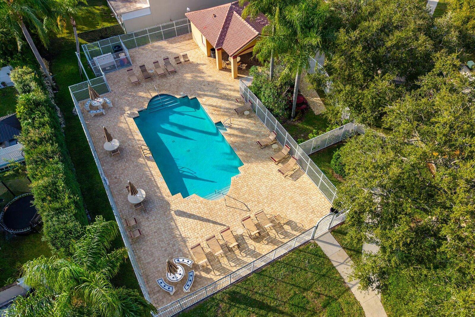 PRINCETON PLACE AT GABLES - Residential