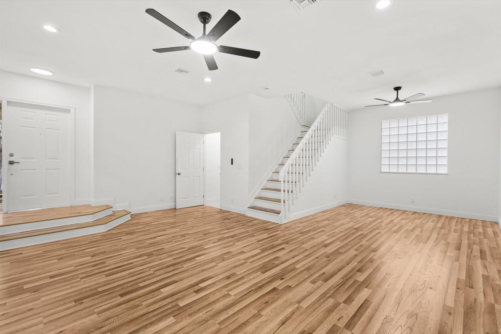 PRINCETON PLACE AT GABLES - Residential