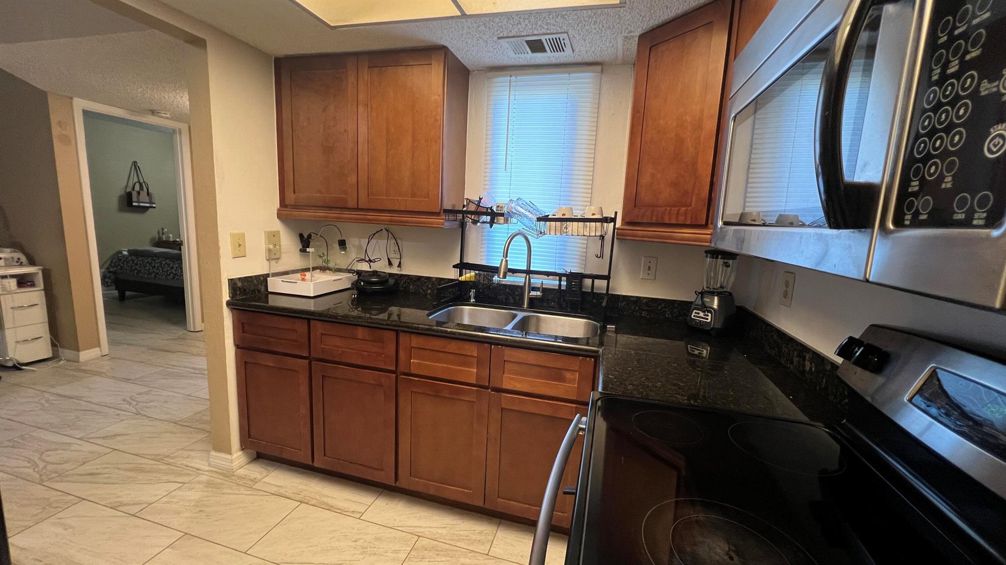 MIDPORT PLACE I, A CONDOM - Residential Lease