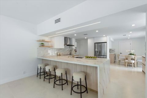 Tiny photo for 911 Mockingbird Lane, Plantation, FL 33324 (MLS # B26007505)