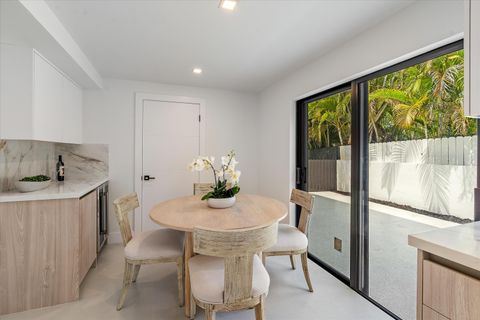 Tiny photo for 911 Mockingbird Lane, Plantation, FL 33324 (MLS # B26007505)