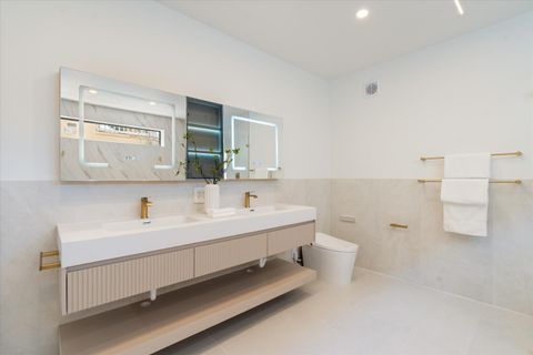 Tiny photo for 911 Mockingbird Lane, Plantation, FL 33324 (MLS # B26007505)