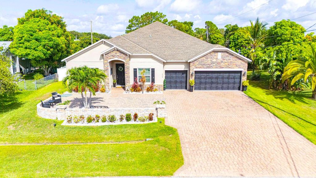 Photo of 6920 NW Jorgensen Road, Port Saint Lucie, FL 34983 (MLS # R11155062)