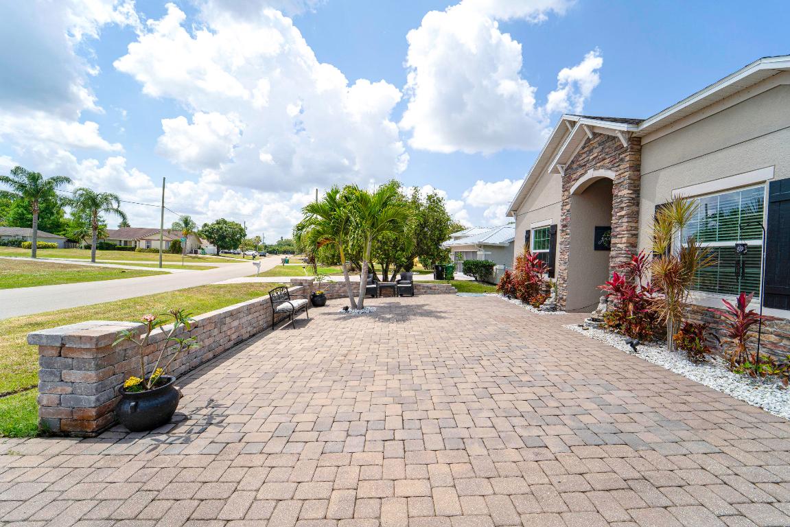 PORT ST LUCIE SECTION 43 - Residential