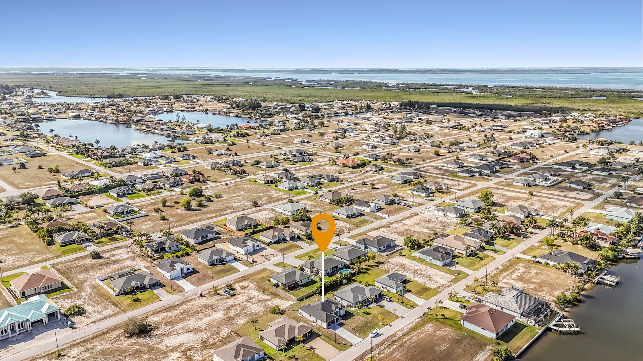 CAPE CORAL - Residential