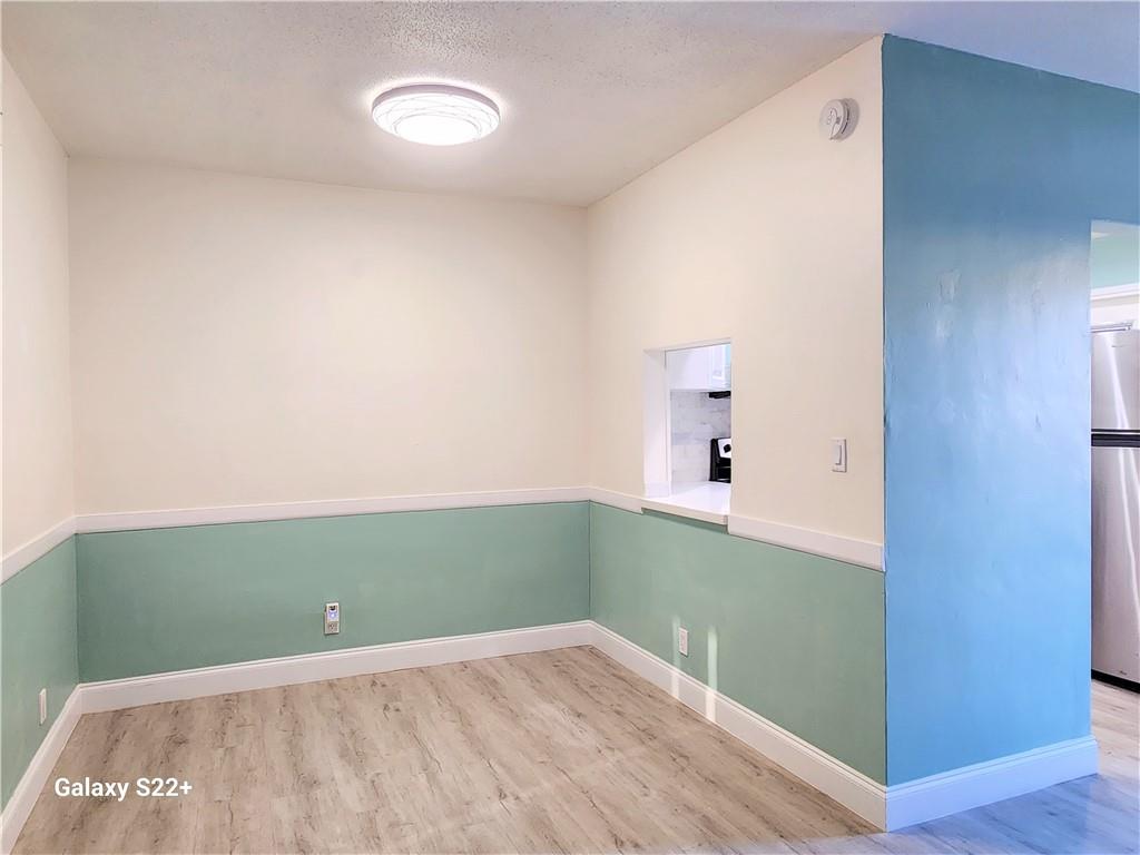 LIGHTHOUSE POINT GARDENS - Residential