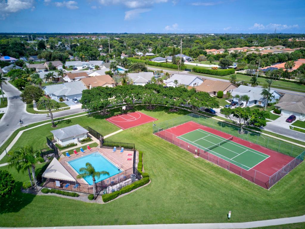 ARBOR GLEN 2 - Residential