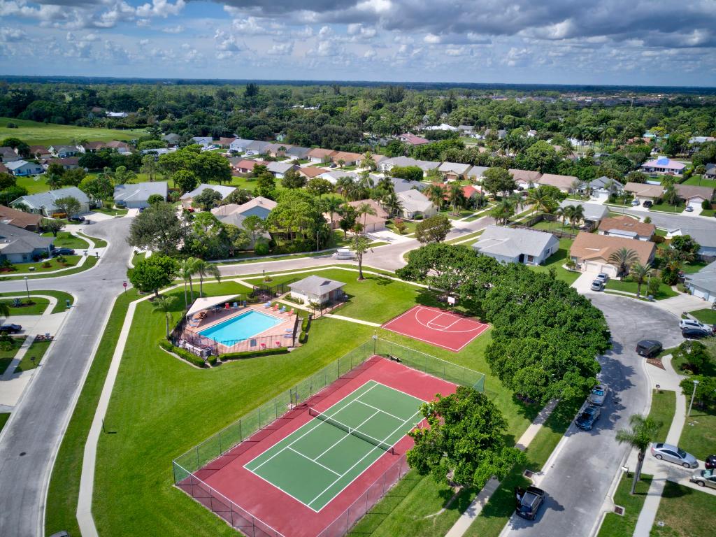 ARBOR GLEN 2 - Residential