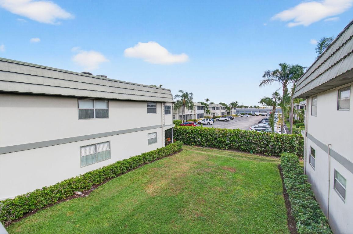 KINGS POINT - Residential