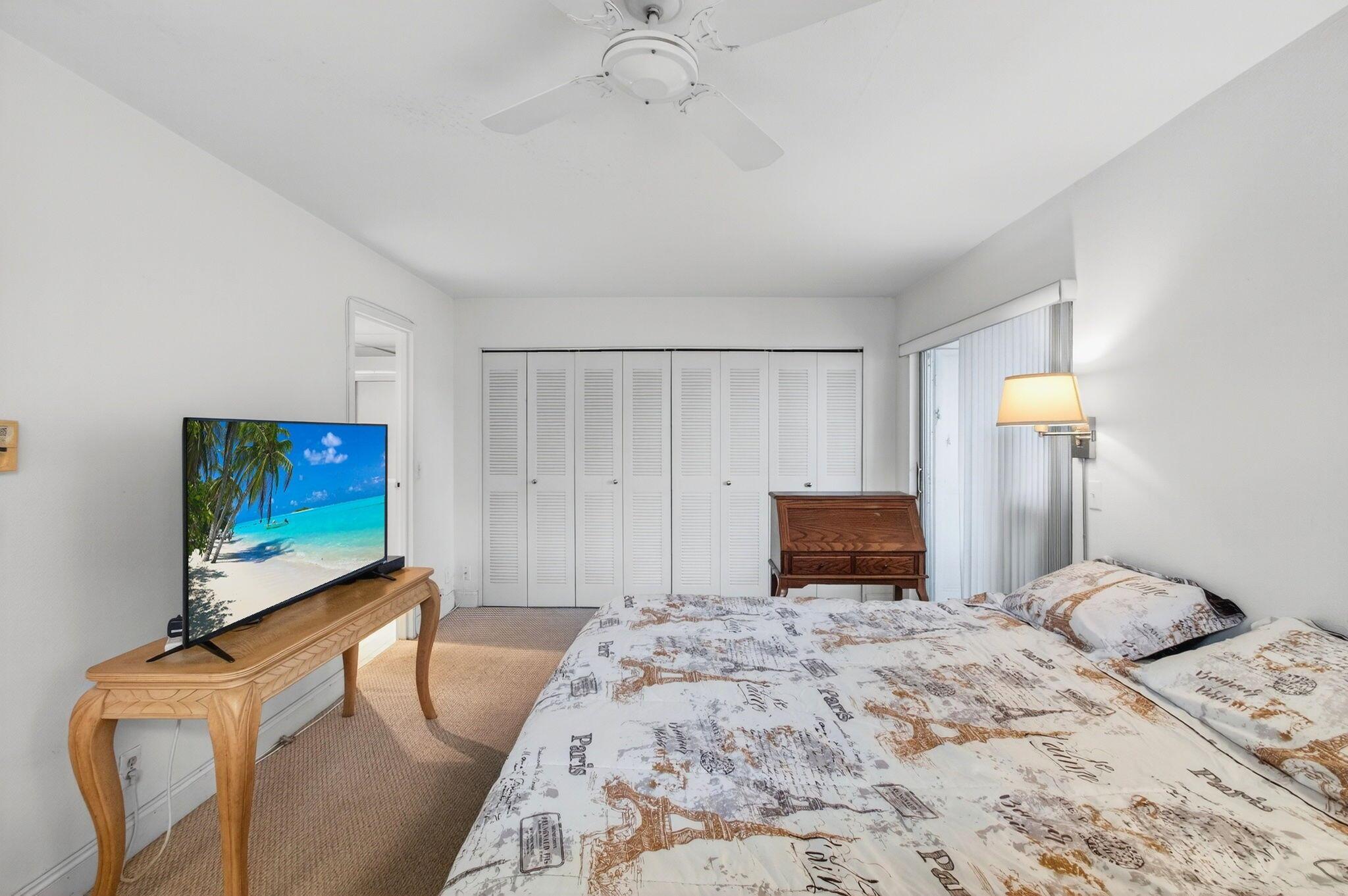 KINGS POINT - Residential