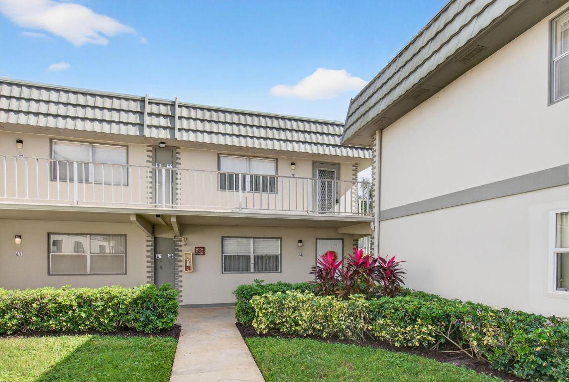 KINGS POINT - Residential