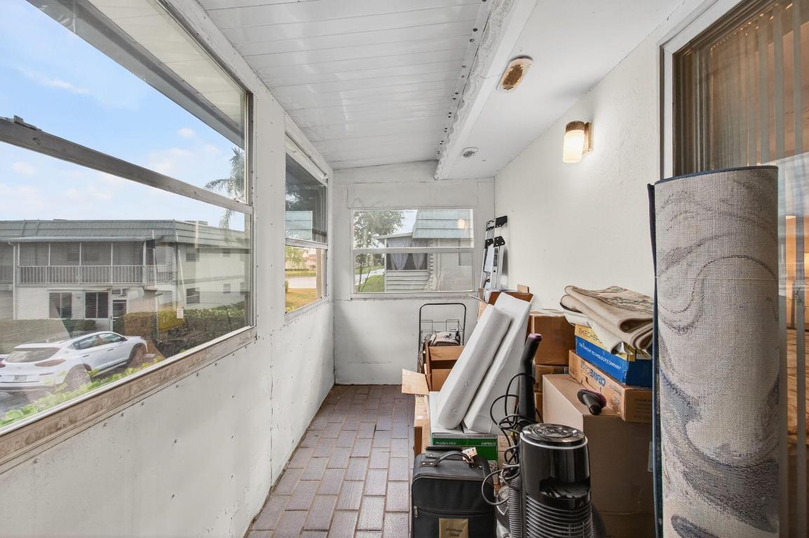 KINGS POINT - Residential